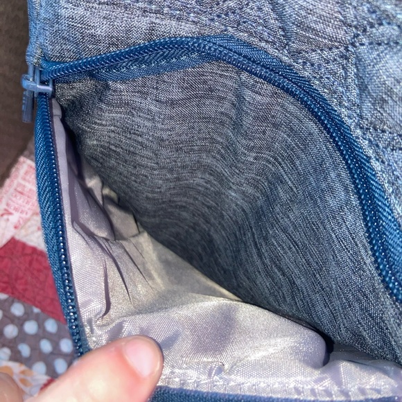 Lug Boxer - Picture 9 of 12